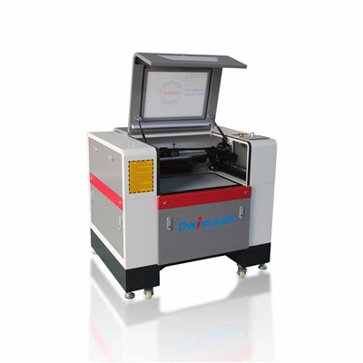CO2 Lāzera griešanas un gravēšanas mašīna 600 * 400mm